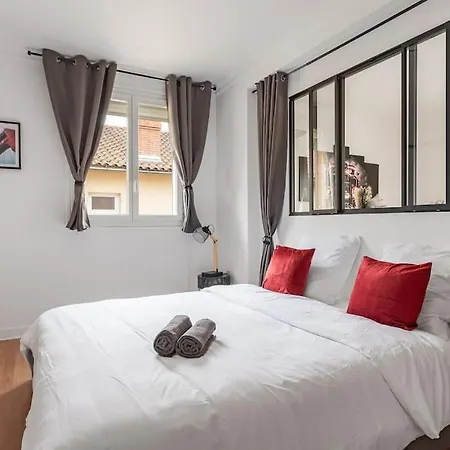 L'elegance Urbaine-clim-parking Gratuit Dans Rue *