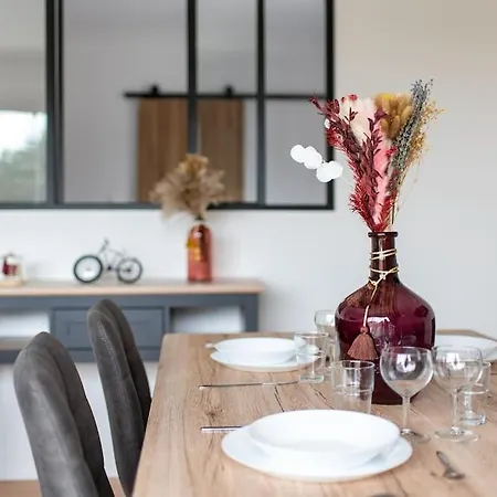 L'elegance Urbaine-clim-parking Gratuit Dans Rue *